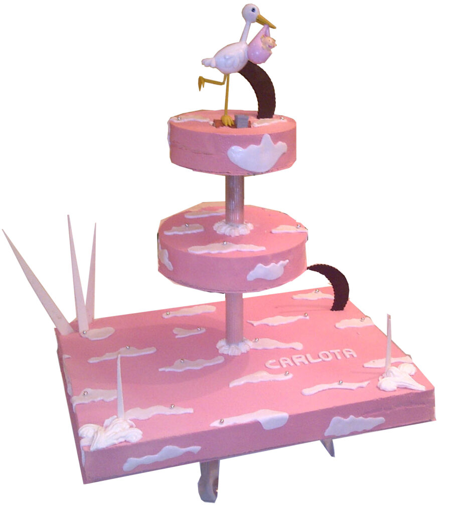 Tarta tres pisos decoración rosa
